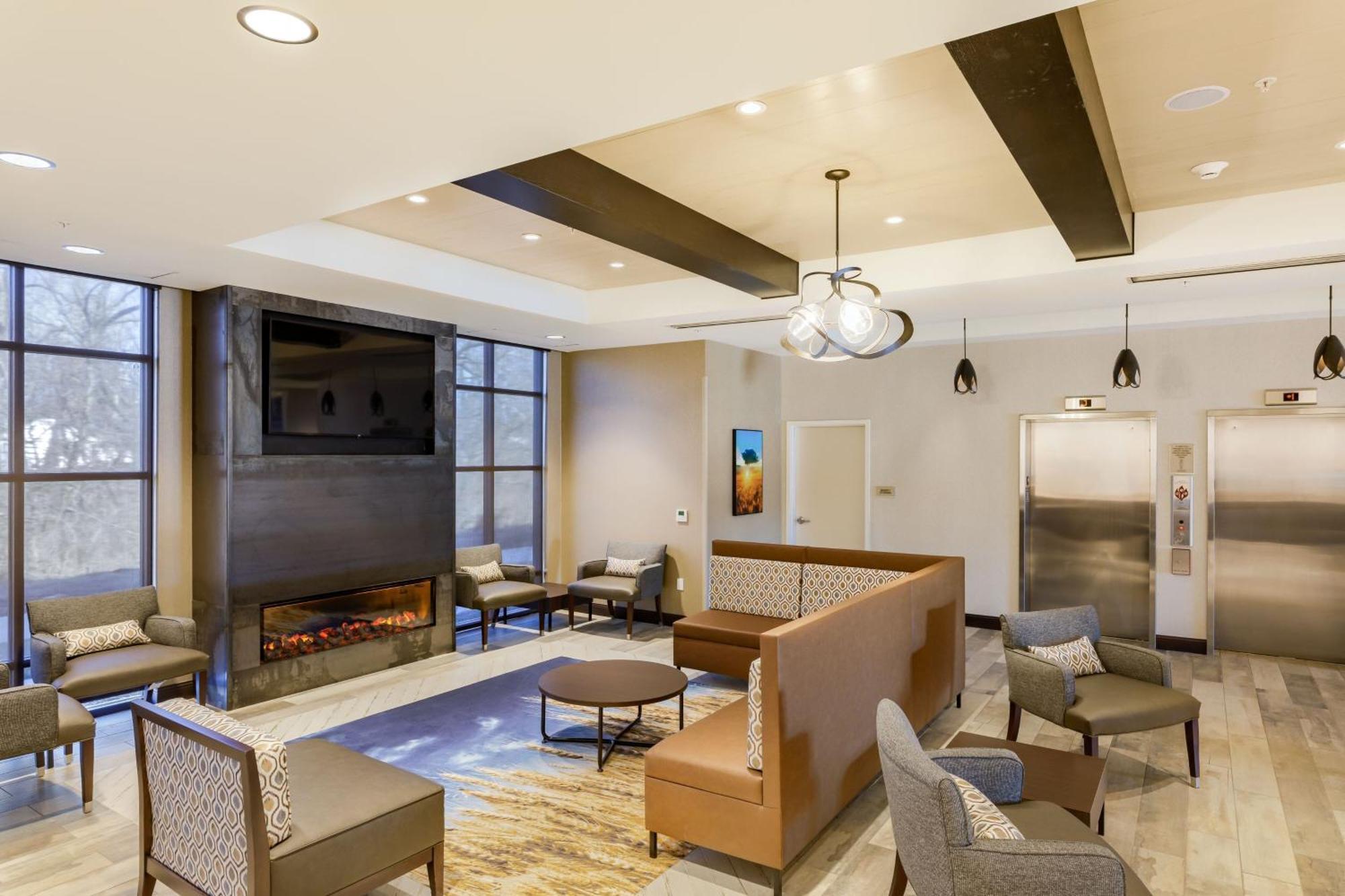 Springhill Suites By Marriott Topeka Southwest Dış mekan fotoğraf