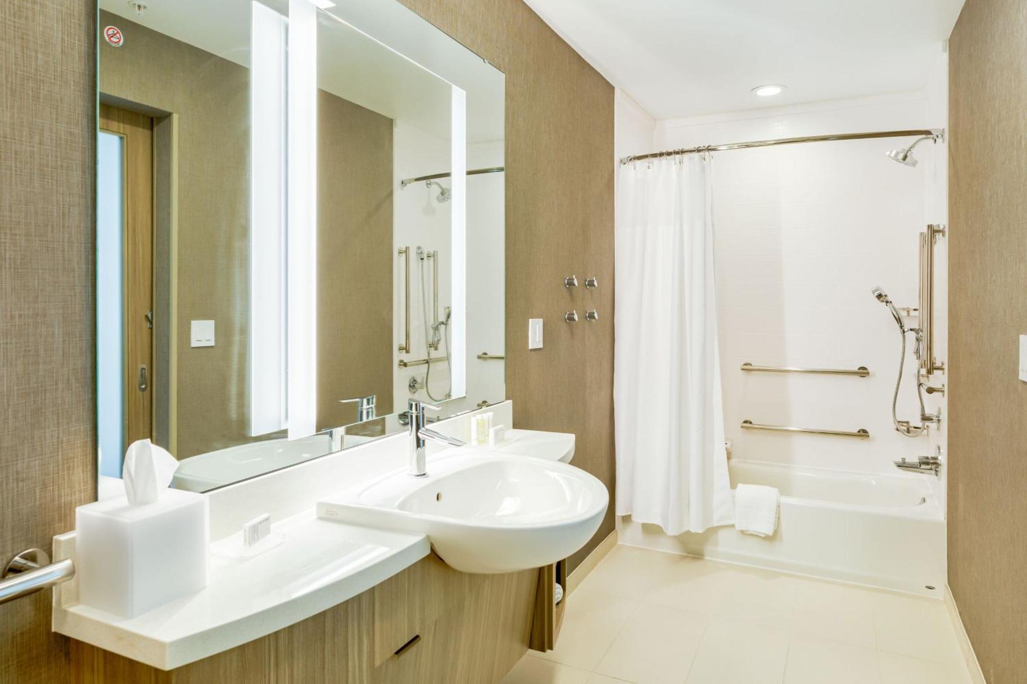 Springhill Suites By Marriott Topeka Southwest Dış mekan fotoğraf