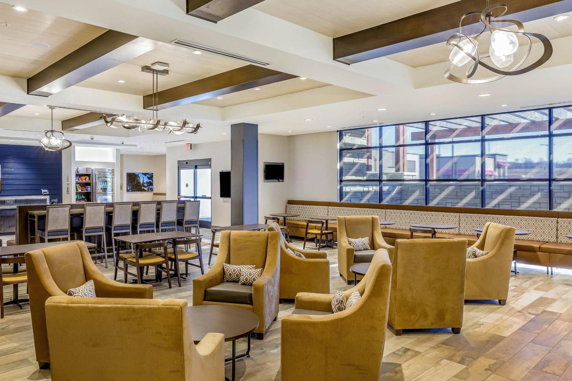 Springhill Suites By Marriott Topeka Southwest Dış mekan fotoğraf