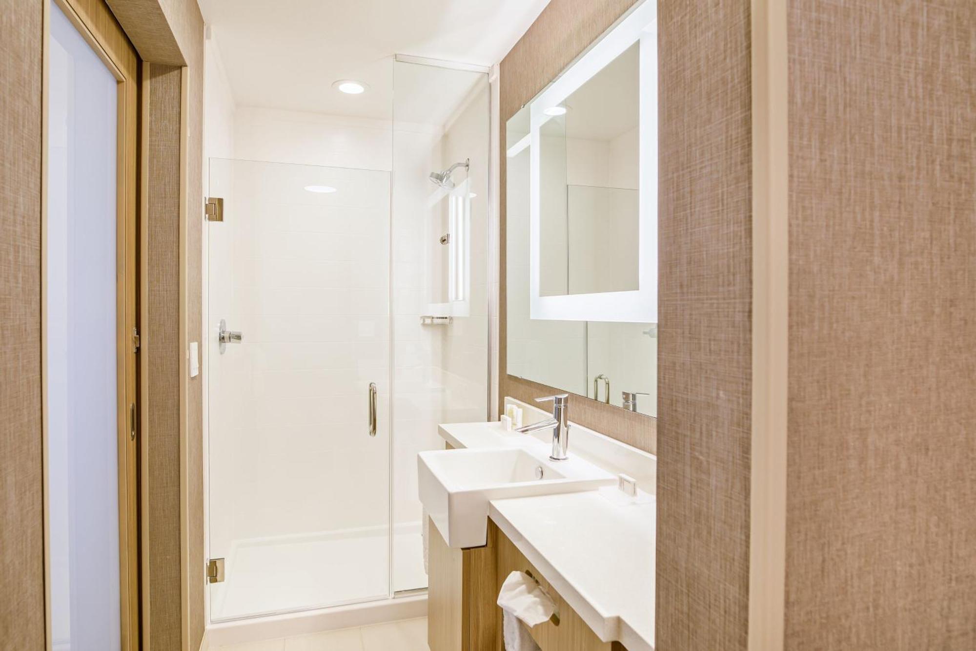 Springhill Suites By Marriott Topeka Southwest Dış mekan fotoğraf